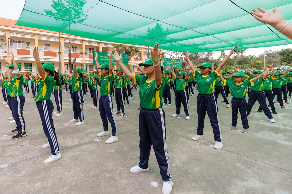 day-la-mot-trong-nhung-hoat-dong-thuoc-chuong-trinh-nang-dong-viet-nam-do-nhan-hang-nestle-milo-trien-khai-cung-hoi-the-thao-hoc-sinh-viet-nam-bo-giao-duc-va-dao-tao-1702392276.jpg