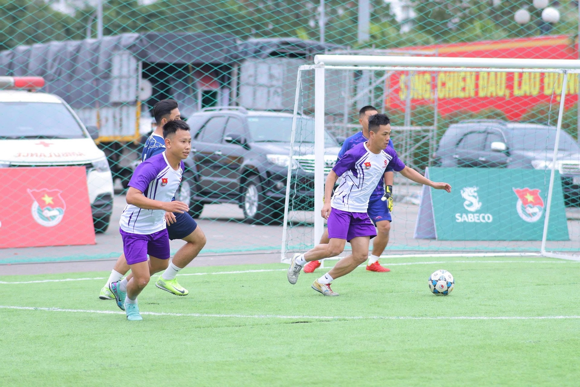 giai-bong-da-cong-dong-trong-khuon-kho-sabeco-sports-hub-tai-bac-giang-nam-2024-1778219364.jpg