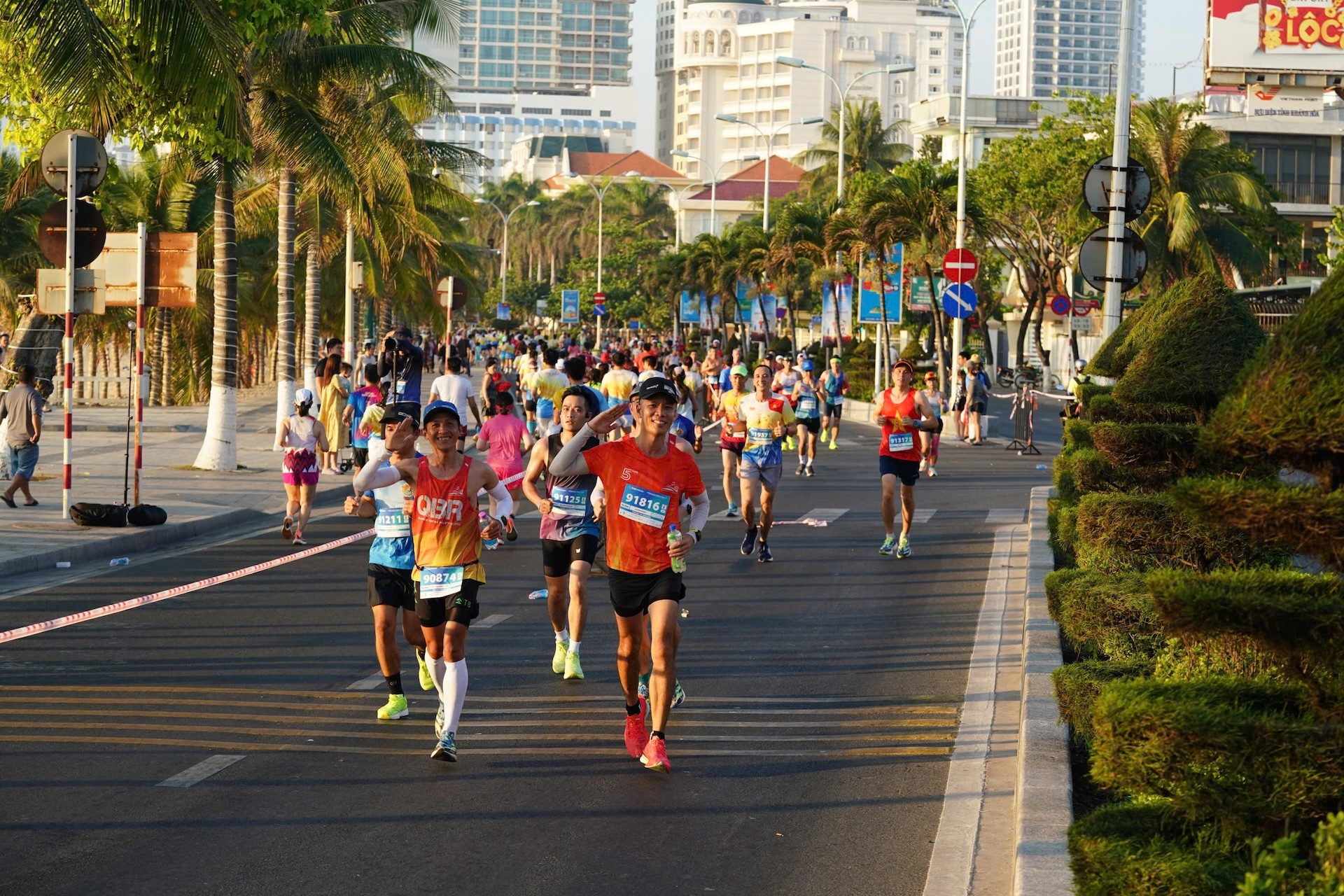 phong-trao-chay-bo-lan-toa-qua-giai-chay-vo-dich-quoc-gia-marathon-bao-tien-phong-2026-1778219382.jpg
