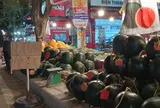 Tối 28 Tết, dưa hấu ở Cần Thơ “xả hàng” còn 8.000 đồng/kg