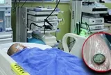 Bé trai 3 tuổi nuốt phải pin cúc áo, mẹ cho uống ngay 1 thìa gia vị, đến bệnh viện bác sĩ khen: "Giỏi lắm"