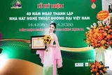 MC, ca sĩ Kim Huyền Sâm nhận kỷ niệm chương hơn 20 năm cống hiến nghệ thuật