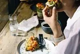 4 nhóm thực phẩm giúp kiềm chế cơn thèm ăn, rất cần biết khi muốn giảm cân hoặc detox cơ thể
