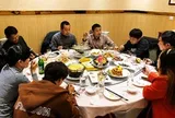 Họp lớp, lớp trưởng yêu cầu mỗi người đóng 11,5 triệu đồng, một người rời nhóm chat: Ngày gặp mặt lộ ra sự thật khác
