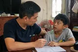 Khi con hỏi, "Mẹ/Bố sẽ thưởng gì nếu con làm bài kiểm tra tốt?", câu trả lời quyết định con có thể tiến xa đến đâu