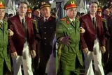 Hình ảnh hot nhất lúc này - "Quân A.P bị áp giải"