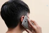 Bán sạch trâu bò giúp anh trai “tìm con”, đôi vợ chồng vùng cao bật khóc sau một cuộc điện thoại từ Hà Nội