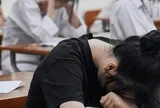 1 chi tiết trong bảng điểm thi vào lớp 10 của em gái khiến người chị bủn rủn tay chân: "Tôi không còn tâm trạng làm gì nữa"