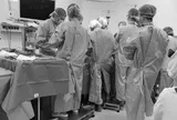 Gần 50 y bác sĩ nghẹn ngào nhìn chàng trai 25 tuổi ra đi sau cuộc vui xem bóng đá