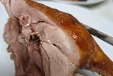 Rẻ hơn thịt bò nhưng không hề "kém cạnh" về dinh dưỡng: Bạn có biết đó là thịt gì?