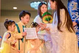 Diễn viên nhí Koka Bình Nguyên đón Trung thu trên sân khấu khi vừa lên 6