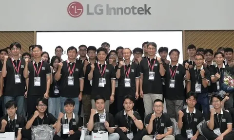 /C O R R E C T I O N -- LG Innotek/