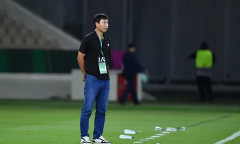 Phỏng vấn HLV Kim Sang-sik sau trận thua của U23 Việt Nam: "Đây chưa phải kết thúc, chúng tôi sẽ nhanh chóng xốc lại tinh thần"