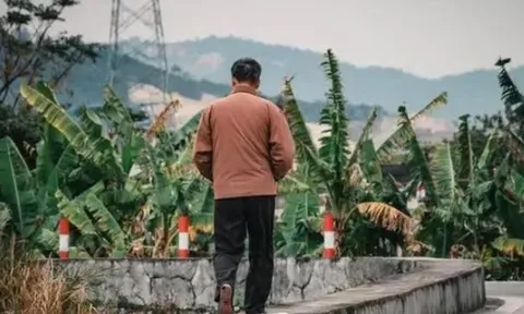 Năm xưa về quê xây nhà là niềm hãnh diện, khi 58 tuổi, đến lúc dưỡng già mới thấm thía hối hận