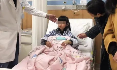 Học sinh lớp 7 bị ung thư dạ dày vì mê món rau "chua chua, giòn giòn" rất quen trên mâm cơm Việt