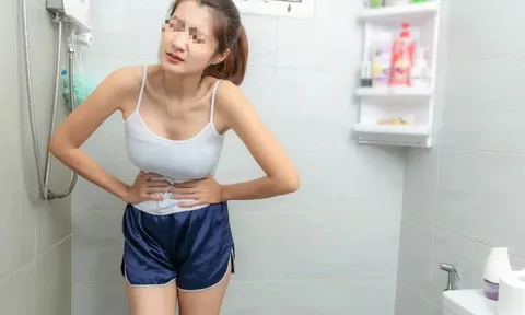 Thiếu nữ 19 tuổi mắc ung thư dạ dày vì ăn món thịt thơm nức mũi, "vạn người mê" 4 lần mỗi tuần