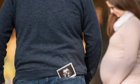 Chồng triệt sản 1 năm, vợ vẫn mang thai "như thường": Lời giải thích của bác sĩ còn khó tin hơn