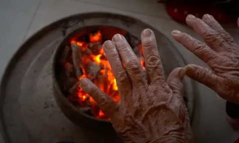 Vụ 3 người trong gia đình tử vong nghi ngạt khí than: Vì sao nạn nhân ngộ độc khí CO bất tỉnh rất nhanh?