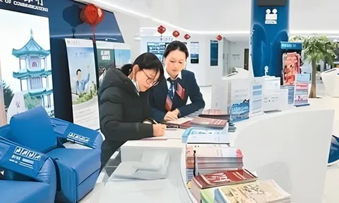 Khách hàng gửi tiết kiệm 3 tỷ đồng, lúc đến rút bị yêu cầu nộp thêm 400 triệu: Ngân hàng khẳng định không có sự nhầm lẫn