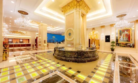 Khách sạn ở Macau, tháo dỡ "lối đi lát gạch vàng" bán 79kg thu về 332 tỷ đồng