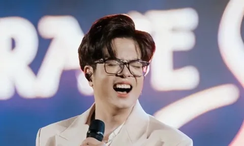 Bùi Anh Tuấn đang gặp chuyện gì?