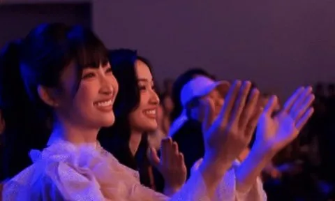 Sốc visual cặp song trùng đẹp nhất showbiz Việt, 3 giây góc nghiêng quét sạch cam thường