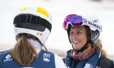 Chuyện chưa biết về 'bà lão' 46 tuổi lập hàng loạt kỷ lục tại Thế vận hội mùa Đông