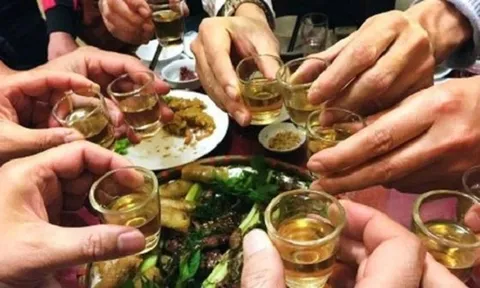 Những sai lầm tai hại khi giải rượu ngày Tết