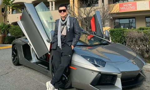 Nam nghệ sĩ Việt 67 tuổi trẻ như 40 khi đứng bên siêu xe, thảo nào mẹ đơn thân kém 37 tuổi mê mẩn