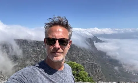 Ung thư “phát ra” dấu hiệu này ở người đàn ông 58 tuổi, ngỡ do uống nhiều nước nên suýt trả giá đắt