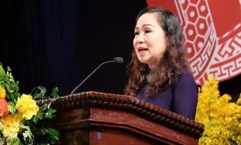 NSND Trịnh Thúy Mùi ứng cử Đại biểu Quốc hội Khóa XIV