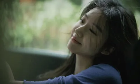 Ở tuổi 45, tôi nhận ra EQ cao nhất không phải là khéo léo mà là sự im lặng trước 3 loại người này