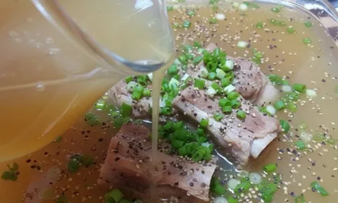 Ngày càng nhiều người “trẻ măng” đã phải chạy thận, bác sĩ nói thẳng: 5 loại canh này “PHÁ THẬN” nhanh hơn rượu