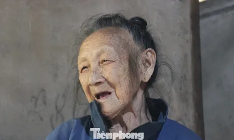 Cụ bà 111 tuổi ở Phú Thọ minh mẫn hiếm có, hằng ngày tự chăm sóc bản thân