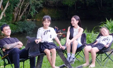 Con riêng của vợ nói một câu khiến nam ca sĩ Việt bật cười hạnh phúc