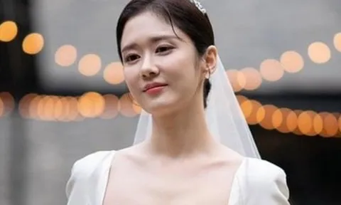 Mới nhất vụ cái chết bí ẩn trong công ty quản lý: Jang Nara lên tiếng nóng!