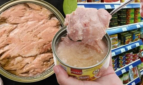 Mua thịt hộp trong siêu thị: Nhân viên tiết lộ chi tiết "vàng" dưới đáy lon, chỉ mất 3 giây nhìn