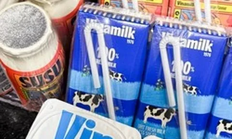 Hãng sữa quốc dân Vinamilk đặt "mật mã" trên bao bì