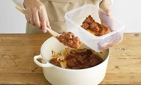 Thức ăn thừa gây ung thư: Vì sao có món để qua đêm vẫn ăn được, nhưng có món hâm nóng kỹ đến đâu cũng đừng tiếc?