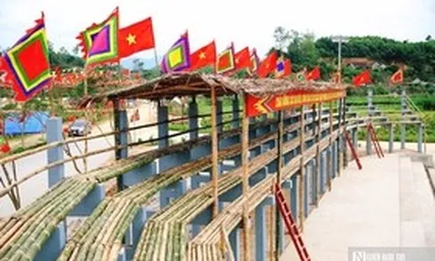 Từ tre nứa dựng nên kỳ tích: Khán đài 2 tầng 2.000 chỗ khiến ai cũng muốn đến xem