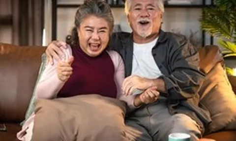 Khi người trung niên bắt đầu làm 3 việc này: Dấu hiệu cho thấy tuổi già dễ sống an yên, hạnh phúc