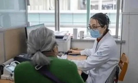 Người phụ nữ 6 tháng không ăn muối để kiểm soát huyết áp, bác sĩ nhìn kết quả khám, giật mình hỏi: “Chị đã làm gì?”