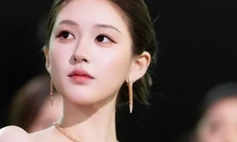 Triệu Lộ Tư bị xua đuổi