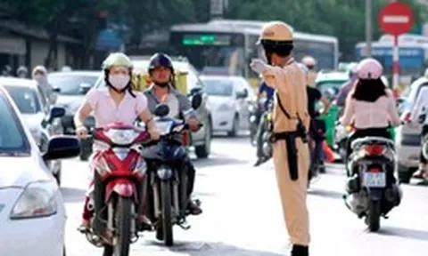 Người tham gia giao thông chú ý: Vượt PHẢI kiểu này có thể bị phạt lên tới 22 triệu đồng