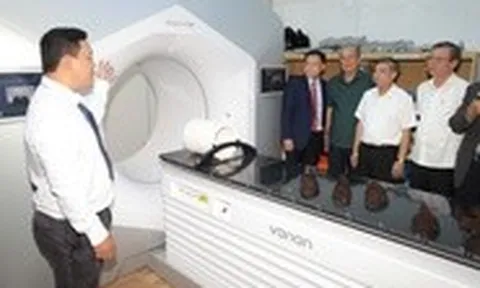 Bệnh viện Ung bướu Cần Thơ tiếp nhận máy xạ trị 105 tỉ đồng, tăng năng lực điều trị ung thư
