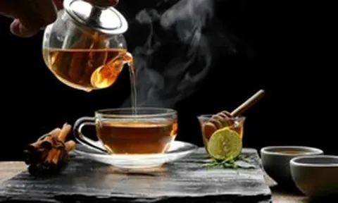 Cách uống trà xanh đúng cách: Đừng để 'thần dược' gây hại sức khỏe