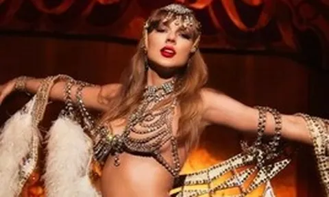 Taylor Swift bị kiện