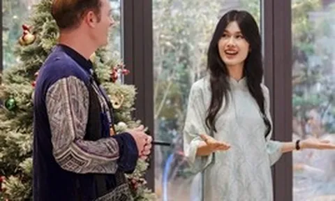 Phúc Anh ra bản tiếng Anh ca khúc "54 Dân Tộc Việt Nam", phần hình ảnh gây xúc động mạnh