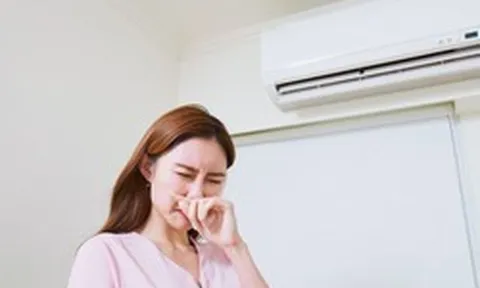 Điều hoà bỗng “bốc mùi” khó chịu: Dấu hiệu cảnh báo sức khỏe và hóa đơn tiền điện có thể đang tăng vọt