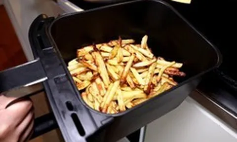 4 món đừng bao giờ nấu trong nồi chiên không dầu: Tăng nguy cơ ung thư, cháy nổ